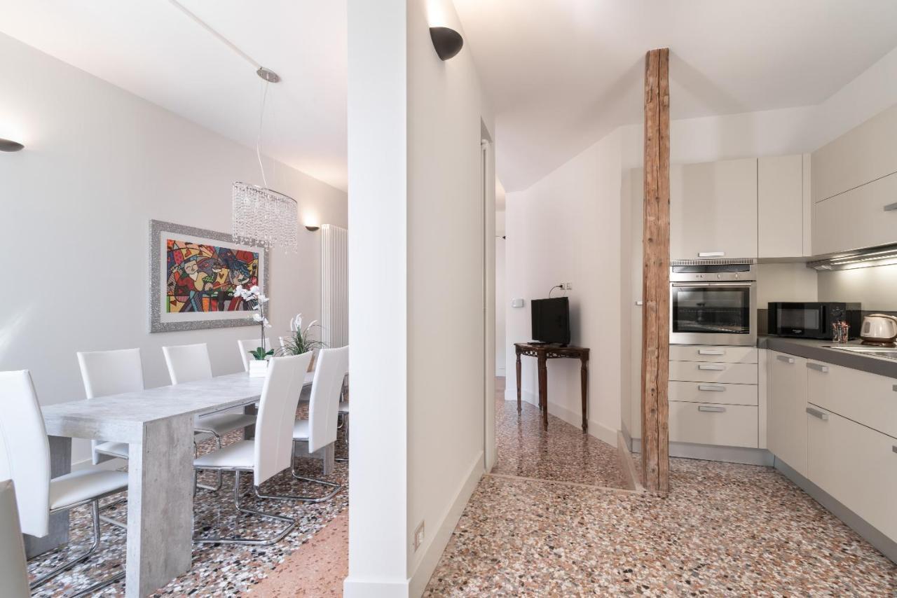 Casanova Deluxe Apartment By Wonderful Italy Венеция Екстериор снимка