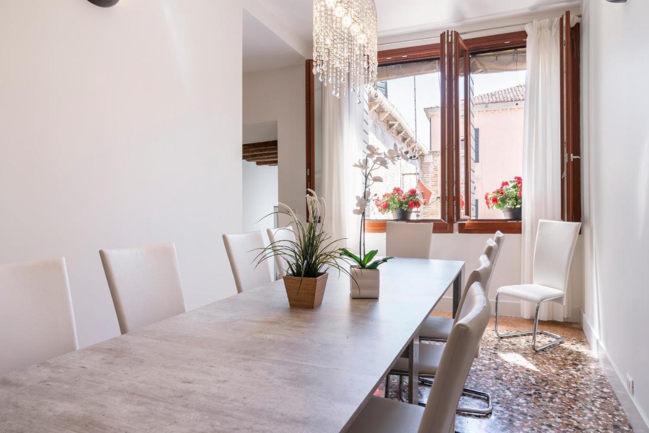 Casanova Deluxe Apartment By Wonderful Italy Венеция Екстериор снимка