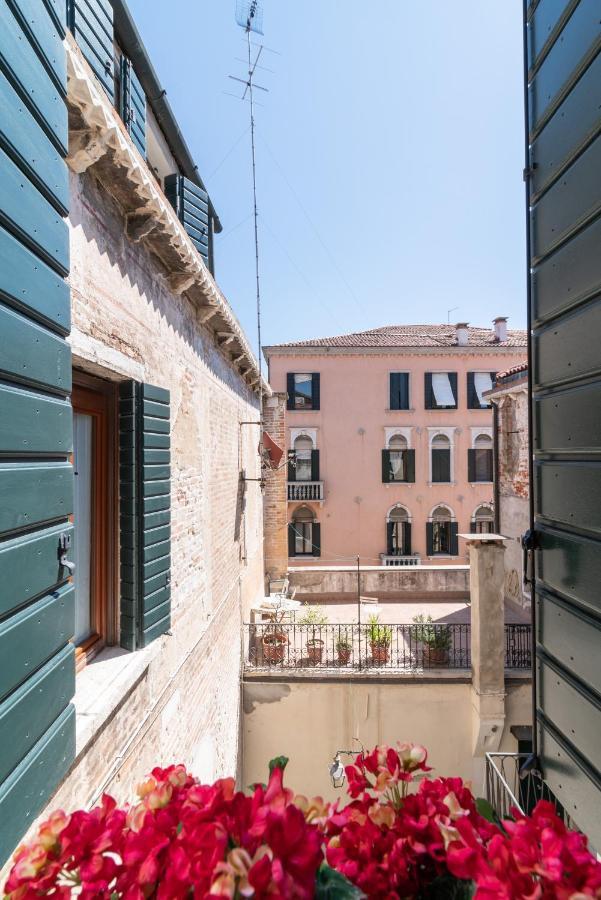 Casanova Deluxe Apartment By Wonderful Italy Венеция Екстериор снимка